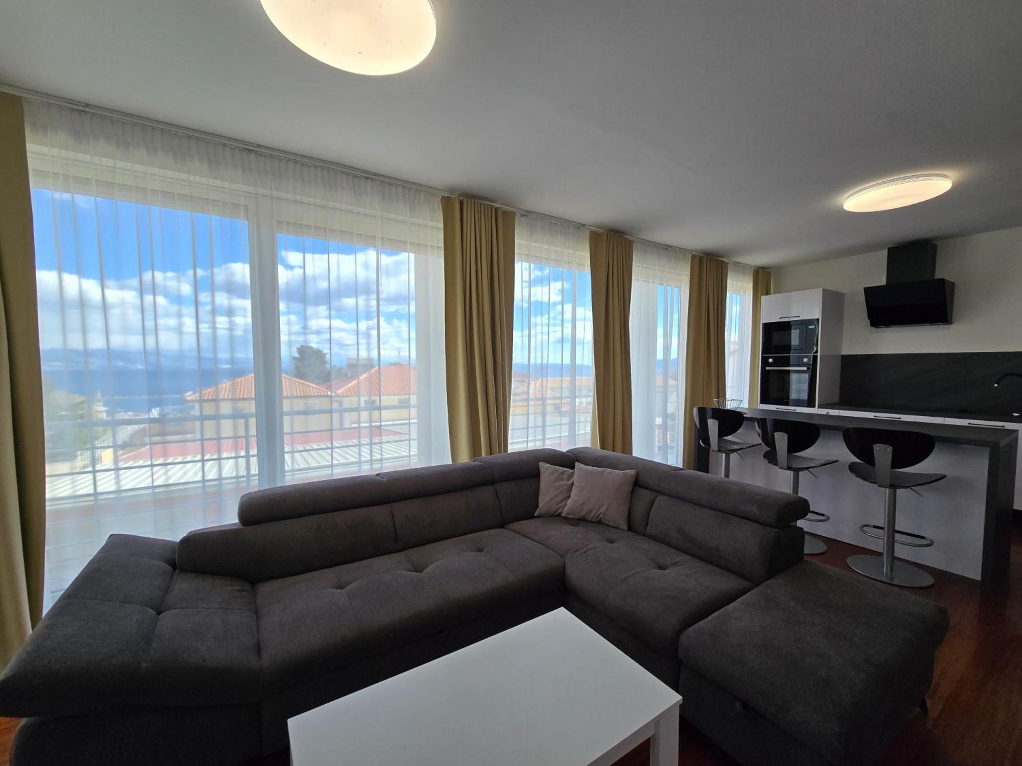 Astral Apartman *